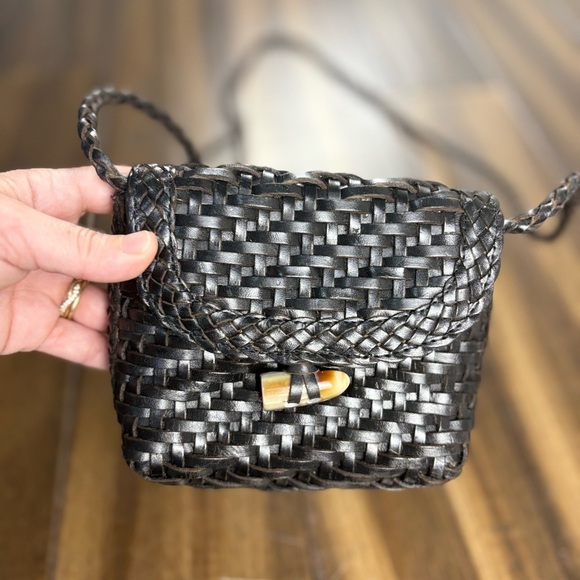 L.J.S. Collection Woven Leather handbag Purse Crossbody Black y2k - Picture 1 of 13